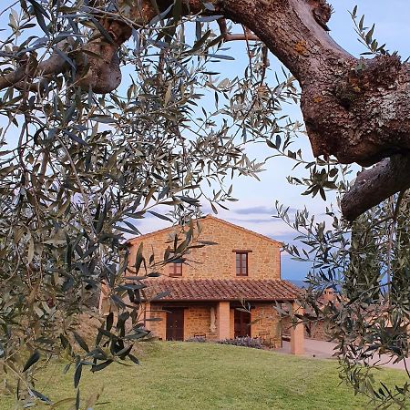 Antico Casale Tiravento Aparthotel Passignano sul Trasimeno Exterior foto