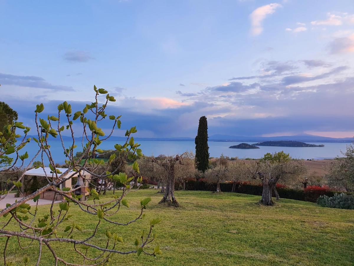Antico Casale Tiravento Aparthotel Passignano sul Trasimeno Exterior foto