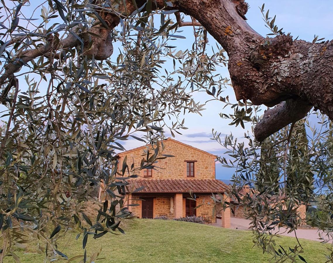 Antico Casale Tiravento Aparthotel Passignano sul Trasimeno Exterior foto
