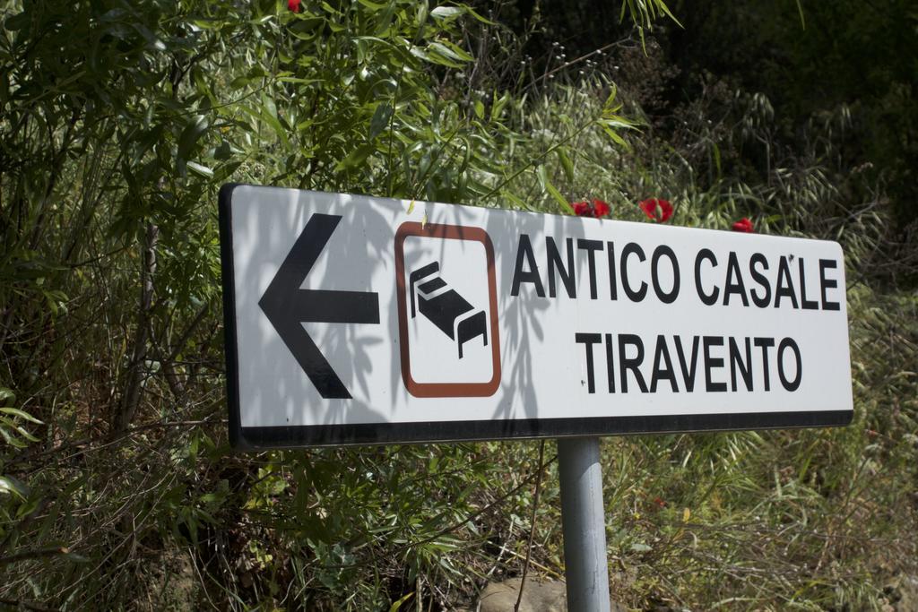 Antico Casale Tiravento Aparthotel Passignano sul Trasimeno Exterior foto