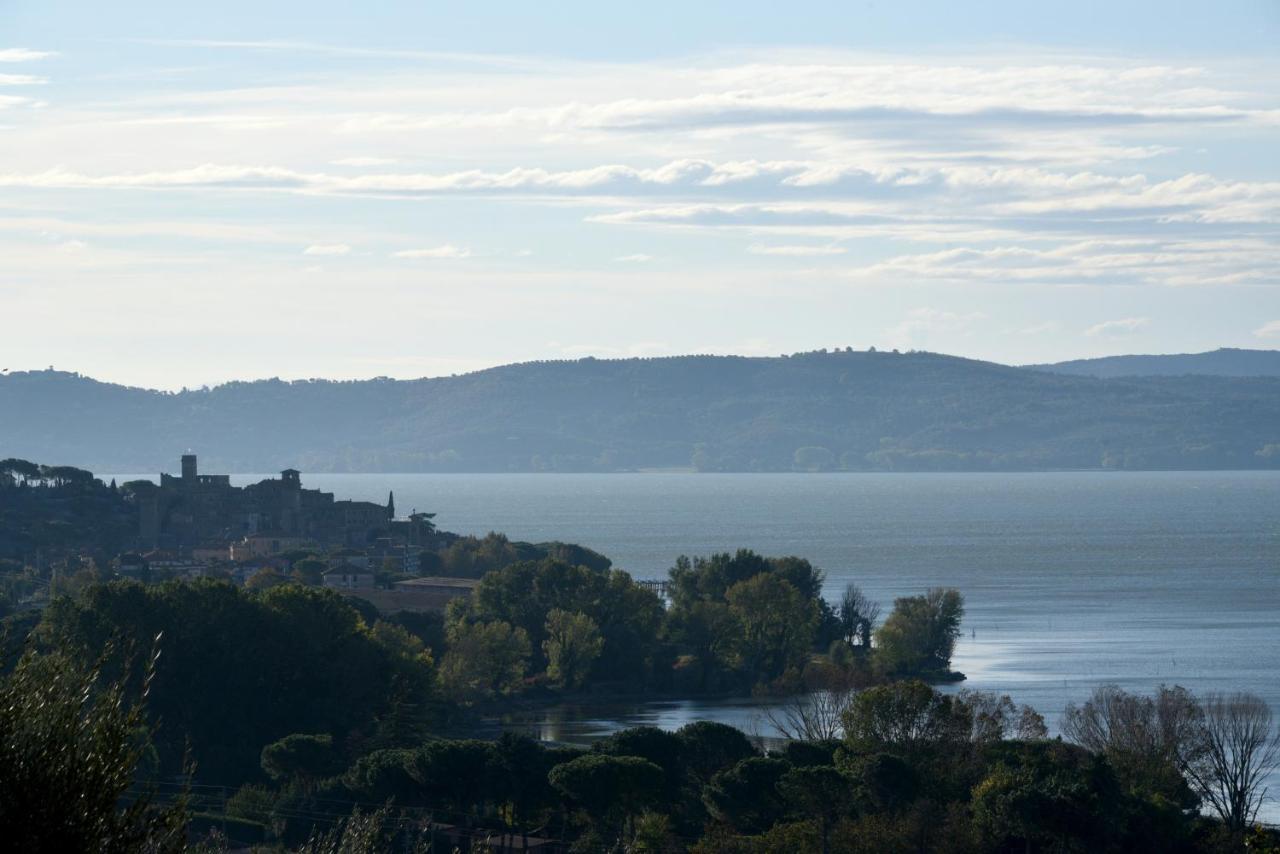 Antico Casale Tiravento Aparthotel Passignano sul Trasimeno Exterior foto